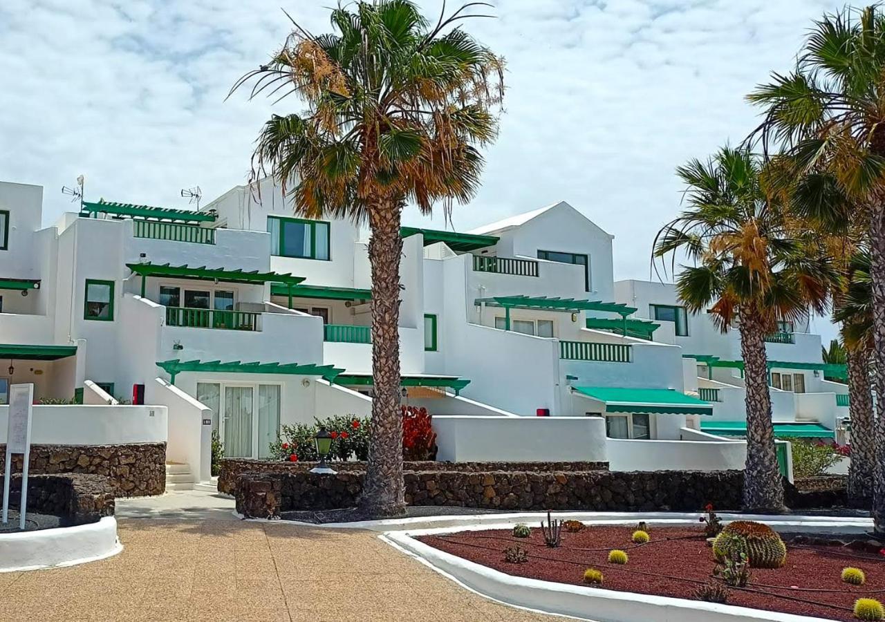 Calypso, Apartamento Completo Con Vistas Al Mar Y A La Piscina En Costa Teguise Eksteriør billede