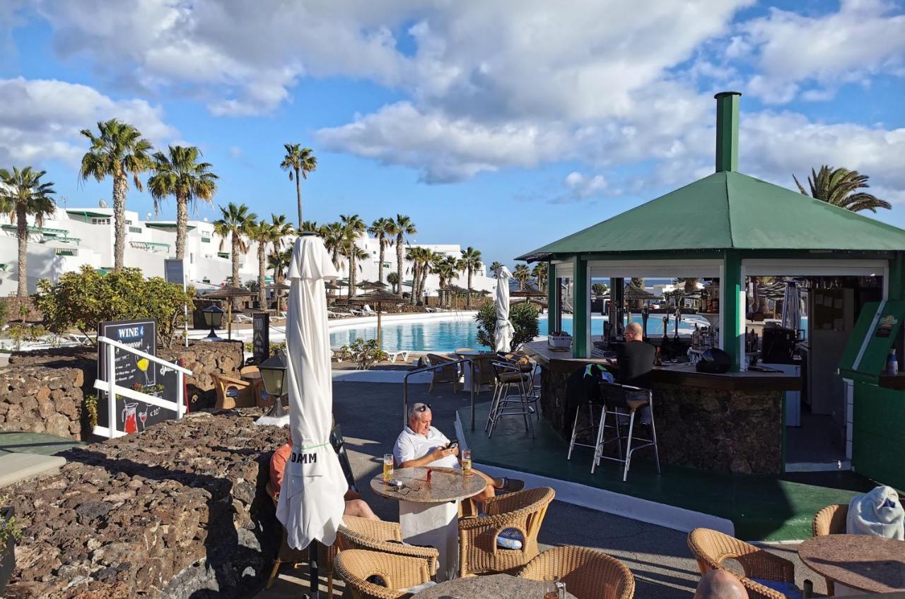 Calypso, Apartamento Completo Con Vistas Al Mar Y A La Piscina En Costa Teguise Eksteriør billede